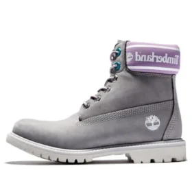 6-Inch Premium Waterproof Boot «Nubuck cinzento com colarinho com logótipo roxo»