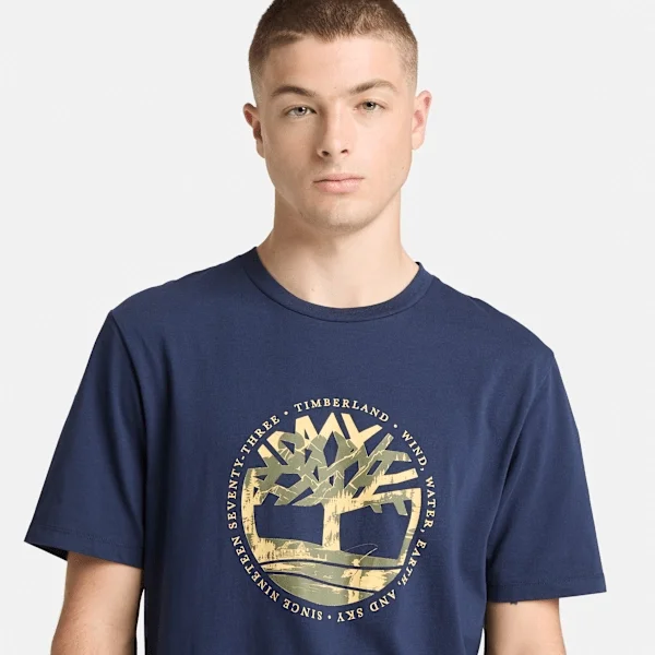 Camisas masculinas com logótipo de árvore e grafismo Lake House Camisas masculinas com logótipo de árvore e grafismo Lake House