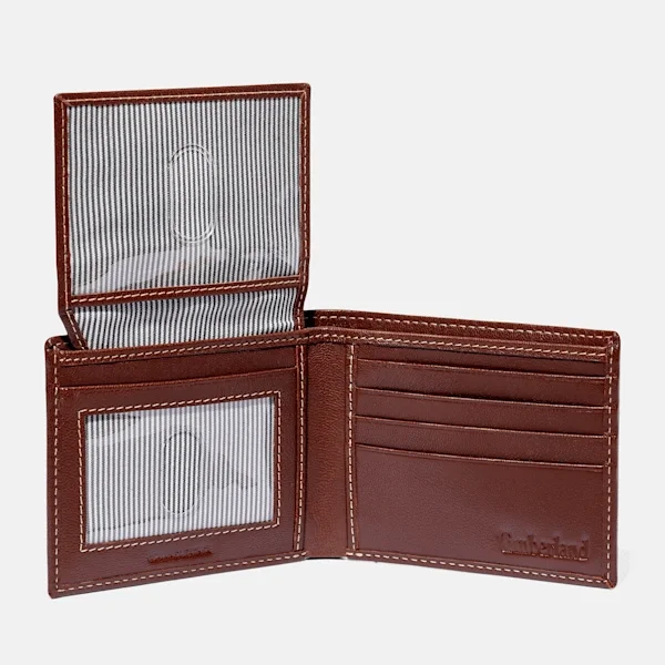 Carteira bifold em couro moído para homem, em castanho Carteira bifold em couro moído para homem, em castanho