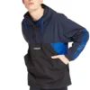 Casaco Timberland com logótipo na manga e bolso grande, azul-marinho