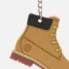Porta-chaves com botas