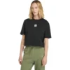 T-shirt com logotipo “Preto”