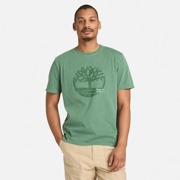 T-shirt masculina com logótipo gráfico tingida na peça T-shirt masculina com logótipo gráfico tingida na peça