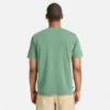T-shirt masculina com logótipo gráfico tingida na peça T-shirt masculina com logótipo gráfico tingida na peça