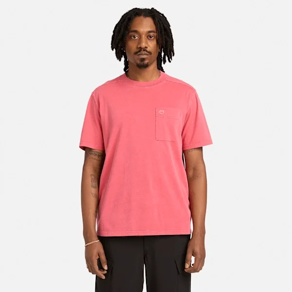 T-shirt masculina Merrymack River com bolso no peito e tingida na peça T-shirt masculina Merrymack River com bolso no peito e tingida na peça