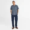T-shirt masculina Merrymack River com bolso no peito e tingida na peça T-shirt masculina Merrymack River com bolso no peito e tingida na peça