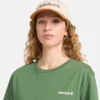T-shirts com logótipo na frente e nas costas